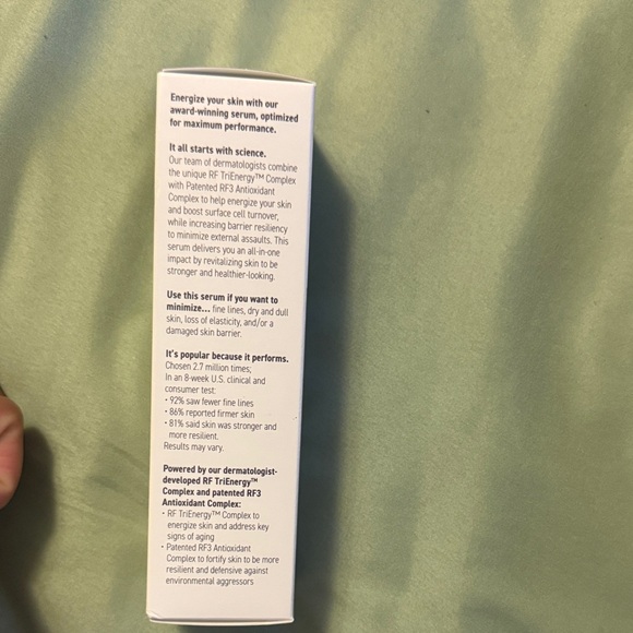 Rodan + Fields Total RF Serum - Picture 4 of 6